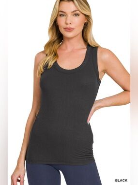 Zenana RIBBED SCOOP NECK TANK TOP